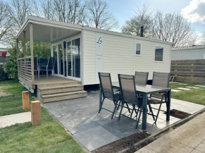 Chalet 1a op Recreatiepark De Wielen